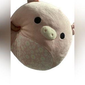 Easter Squismallows pig